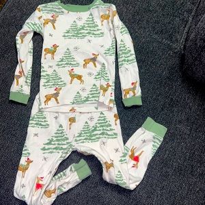 4T Christmas pjs